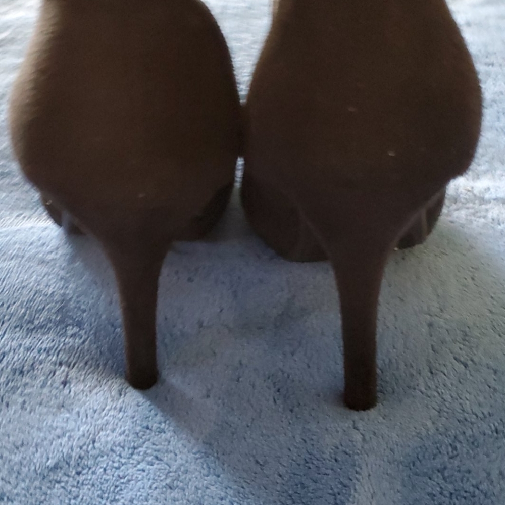 Boots - Picture 4 of 5